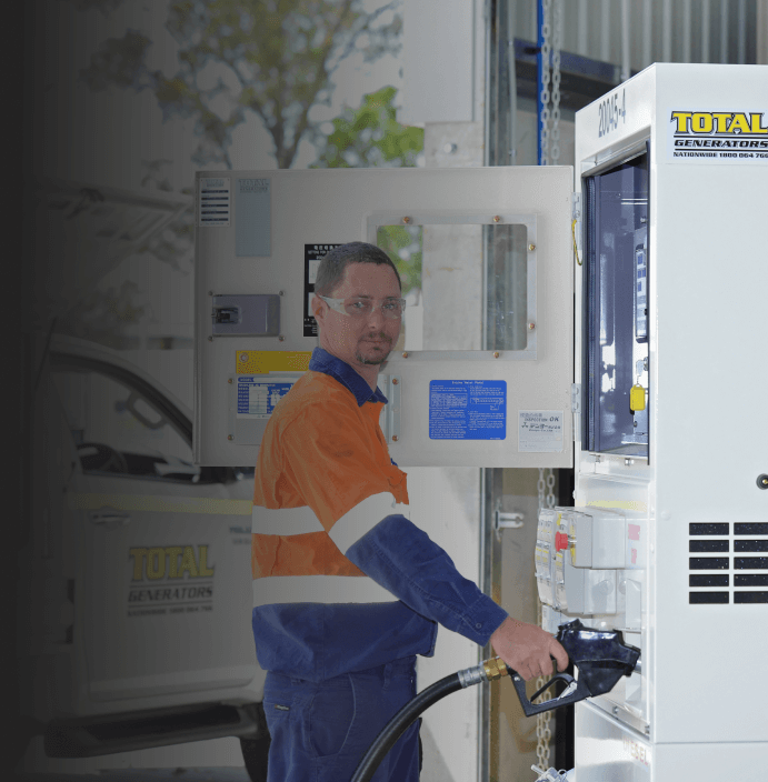 A staff is refuelling the generator